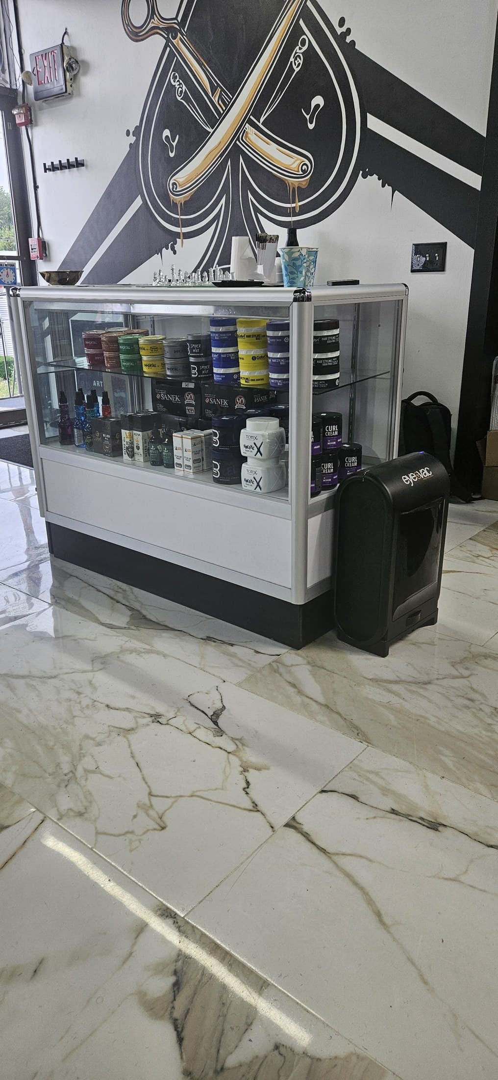 Barber Product Display photo 3